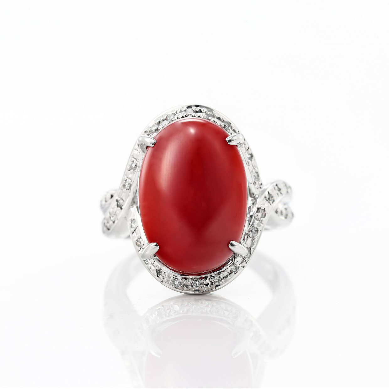 日本産 血赤色 サンゴ 珊瑚 リング/指輪 プラチナ PT900 丸珠の美しい